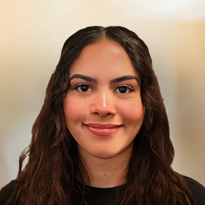 A headshot photo of Anabeth